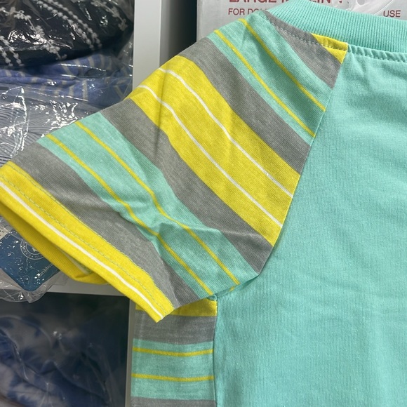 Dogs T-Shirt Medium NWT - Picture 9 of 10